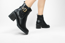 Carica l'immagine nel visualizzatore di Gallery, Stivaletti Donna colore Nero