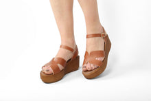 Carica l'immagine nel visualizzatore di Gallery, Sandali Donna In Pelle Colore Cuoio
