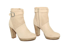 Carica l'immagine nel visualizzatore di Gallery, Stivaletto con tacco Donna colore Beige