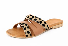 Carica l'immagine nel visualizzatore di Gallery, Sandali flat Donna in Pelle Cuoio