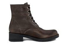 Carica l'immagine nel visualizzatore di Gallery, Anfibio Donna in Pelle Marrone