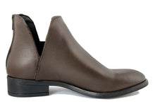 Carica l'immagine nel visualizzatore di Gallery, Stivaletto Donna in Pelle Marrone