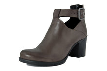 Carica l'immagine nel visualizzatore di Gallery, Stivaletto con tacco Donna in Pelle Marrone