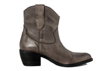Carica l'immagine nel visualizzatore di Gallery, Stivaletto texano Donna in Pelle Marrone