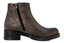 Carica l'immagine nel visualizzatore di Gallery, Stivaletto Donna in Pelle Marrone