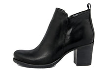 Carica l'immagine nel visualizzatore di Gallery, Stivaletto con tacco Donna in Pelle Nero