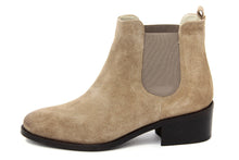 Carica l'immagine nel visualizzatore di Gallery, Stivaletto chelsea Donna in Pelle Beige
