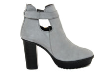 Carica l'immagine nel visualizzatore di Gallery, Stivaletto con tacco Donna in Pelle Grigio