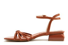 Carica l'immagine nel visualizzatore di Gallery, Sandali Donna colore Cuoio