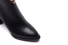 Carica l'immagine nel visualizzatore di Gallery, Stivaletti Donna colore Nero