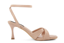Carica l&#39;immagine nel visualizzatore di Gallery, Sandali Donna colore Beige
