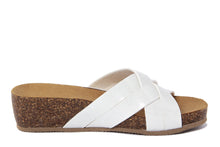 Carica l&#39;immagine nel visualizzatore di Gallery, Sandali flat Donna in Sintetico Bianco
