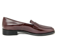 Carica l&#39;immagine nel visualizzatore di Gallery, Mocassino Donna in Pelle Bordeaux
