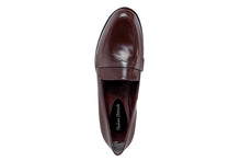 Carica l&#39;immagine nel visualizzatore di Gallery, Mocassino Donna in Pelle Bordeaux
