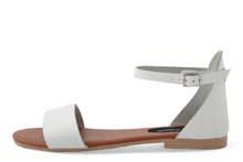 Carica l&#39;immagine nel visualizzatore di Gallery, Sandali Flat Made in Italy in pelle colore Bianco
