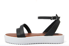 Carica l&#39;immagine nel visualizzatore di Gallery, Sandali Platform Made in Italy in pelle colore Nero
