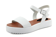 Carica l&#39;immagine nel visualizzatore di Gallery, Sandali Platform Made in Italy in pelle colore Bianco
