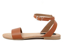 Carica l&#39;immagine nel visualizzatore di Gallery, Sandali Flat Made in Italy in pelle colore Marrone
