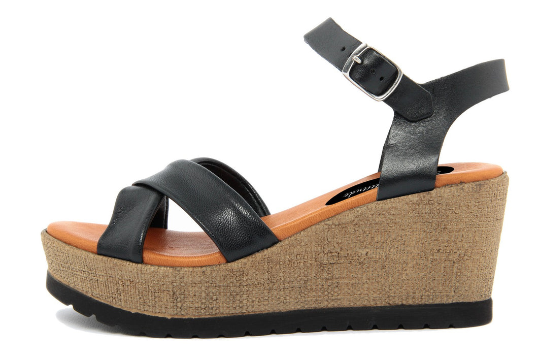 Sandalo con zeppa Donna colore Nero