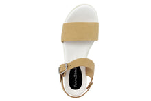 Carica l&#39;immagine nel visualizzatore di Gallery, Sandali platform Donna in Pelle Senape
