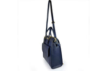 Carica l&#39;immagine nel visualizzatore di Gallery, Borse Donna colore Blu in pelle Made in Italy
