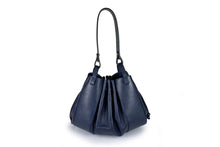 Carica l&#39;immagine nel visualizzatore di Gallery, Borse Donna colore Blu in pelle Made in Italy
