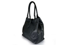 Carica l&#39;immagine nel visualizzatore di Gallery, Borse Donna colore Nero in pelle Made in Italy
