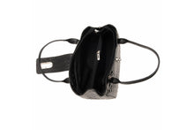 Carica l&#39;immagine nel visualizzatore di Gallery, Borse Donna colore Nero in pelle Made in Italy
