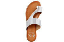 Carica l&#39;immagine nel visualizzatore di Gallery, Sandali flat Donna in Pelle Argentato

