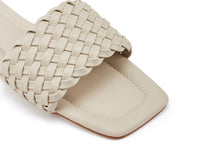 Carica l&#39;immagine nel visualizzatore di Gallery, Sandalo Donna colore Beige
