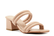 Carica l&#39;immagine nel visualizzatore di Gallery, Sandalo Donna colore Beige
